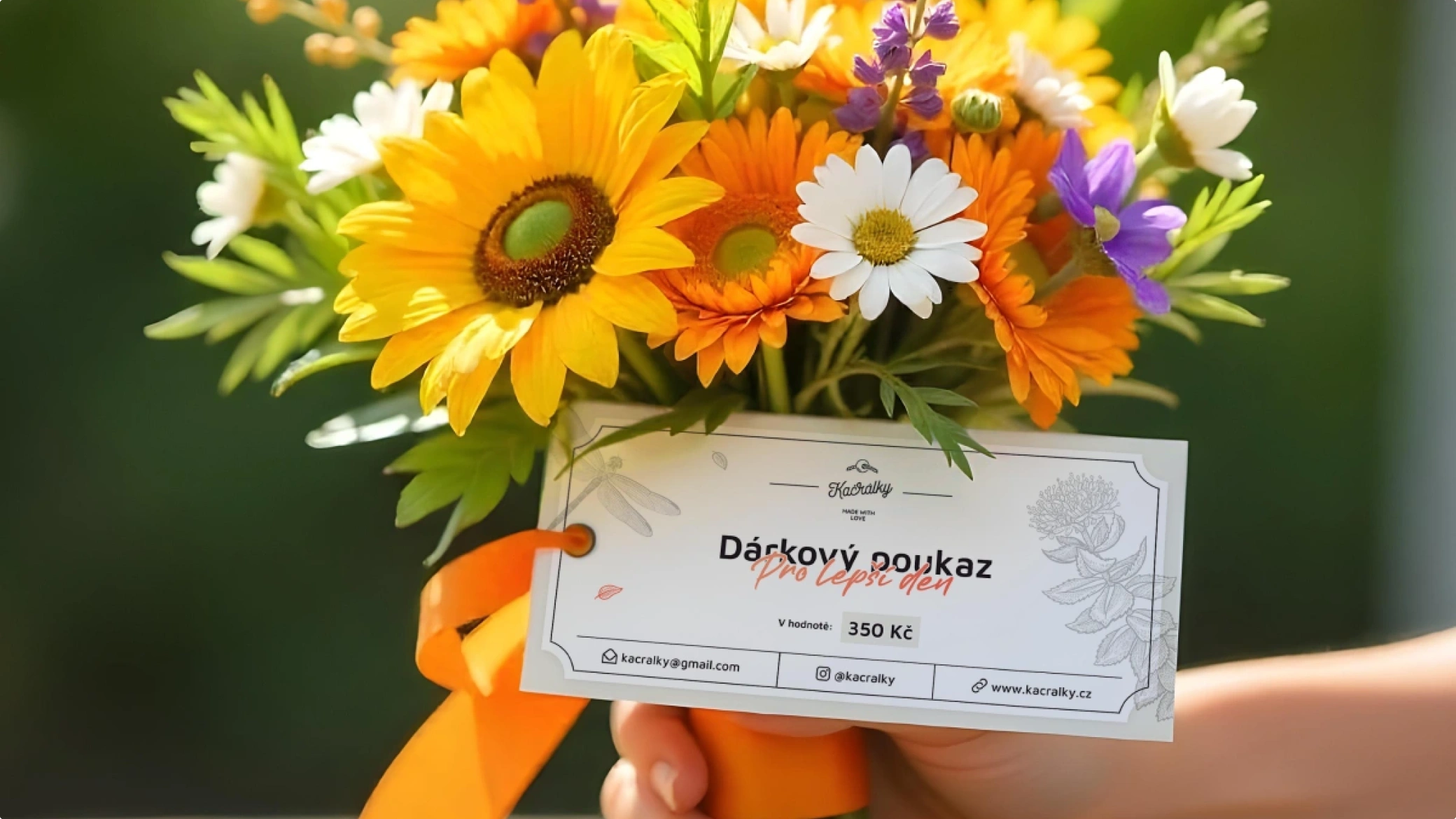 Dárkový poukaz na výrobu šperky z květin 