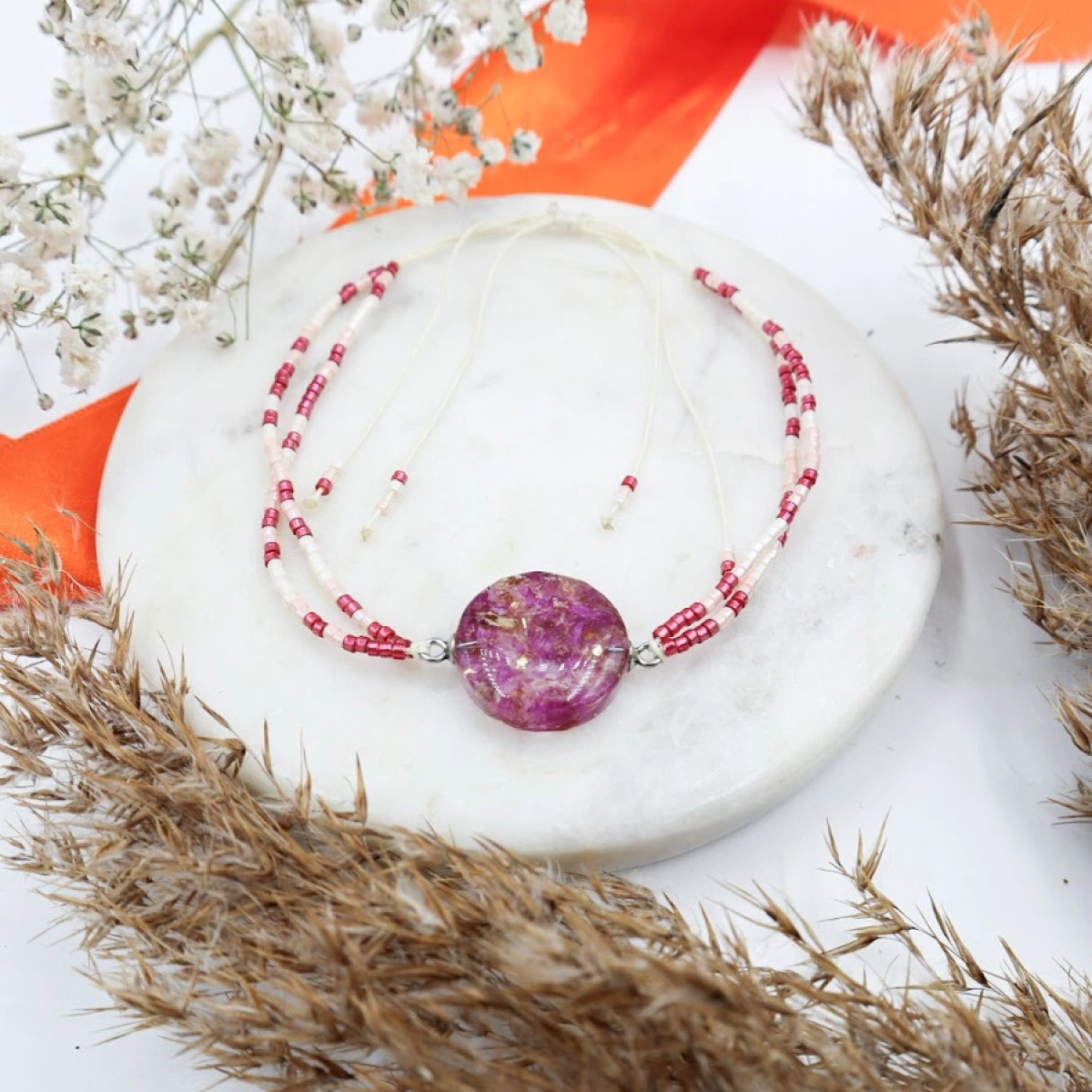 Náramek s pivoňkou a korálky Miyuki