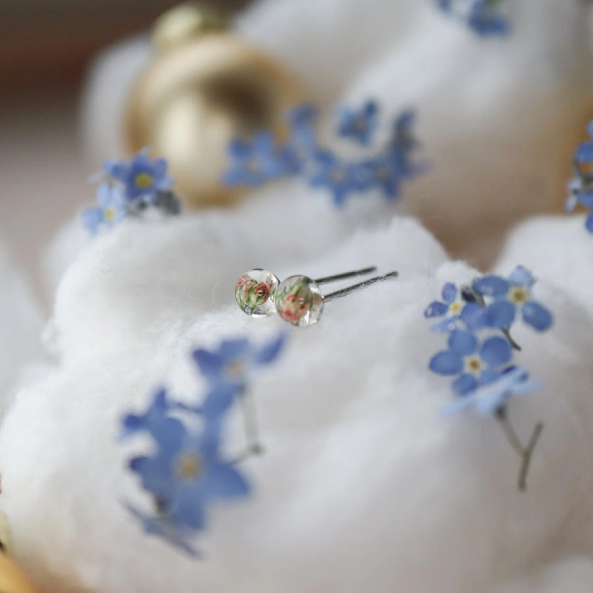 Náušnice kulička s nevěstiným závojem 