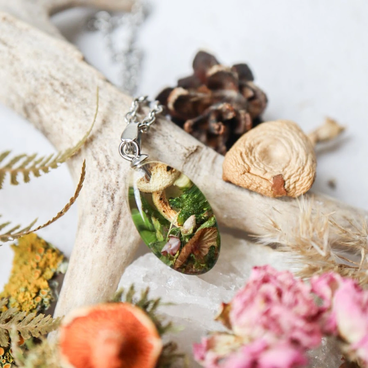 Náhrdelník Ztracený les 