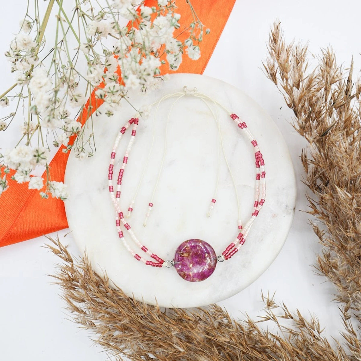 Náramek s pivoňkou a korálky Miyuki