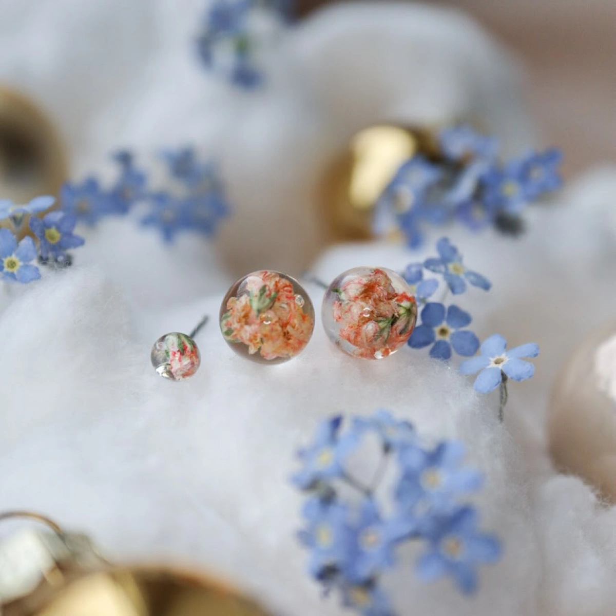 Náušnice kulička s nevěstiným závojem 