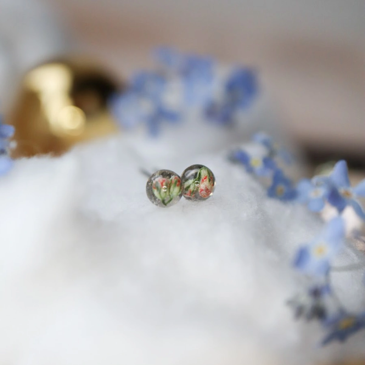 Náušnice kulička s nevěstiným závojem 