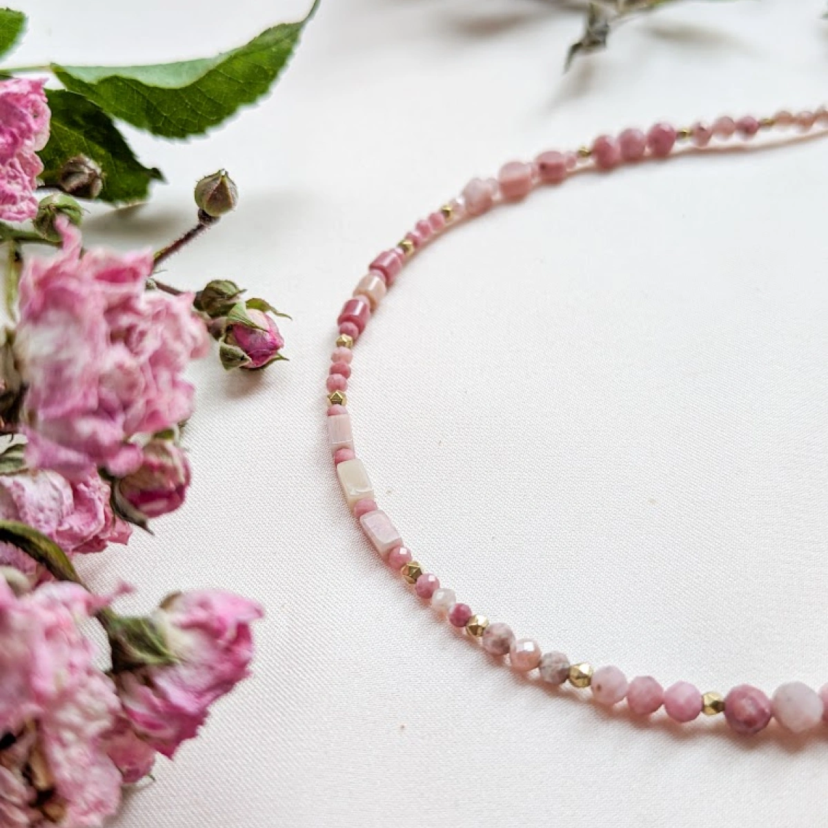 Náhrdelník vlčí máky 