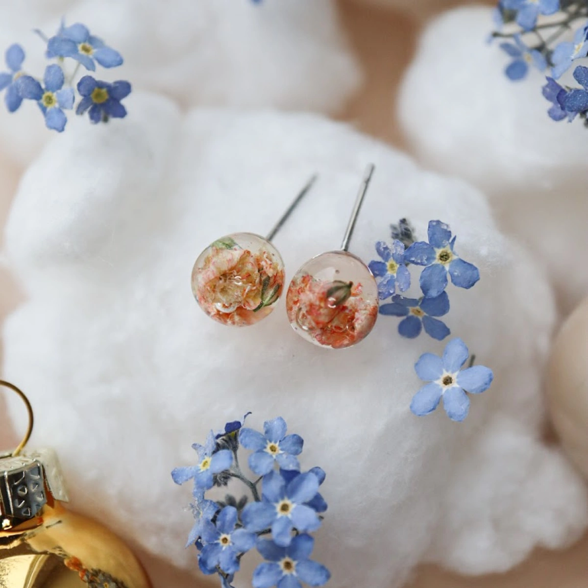 Náušnice kulička s nevěstiným závojem 