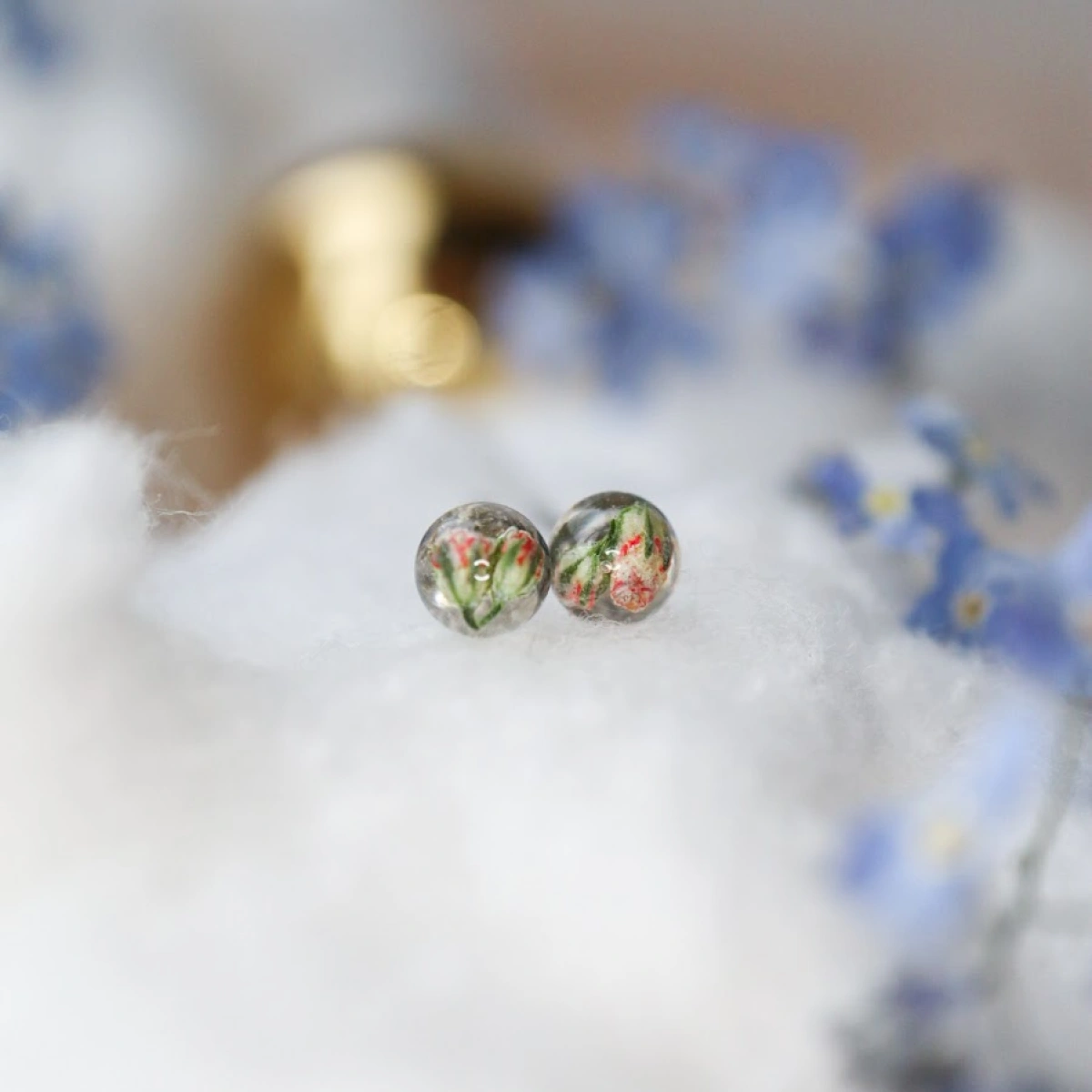 Náušnice kulička s nevěstiným závojem 