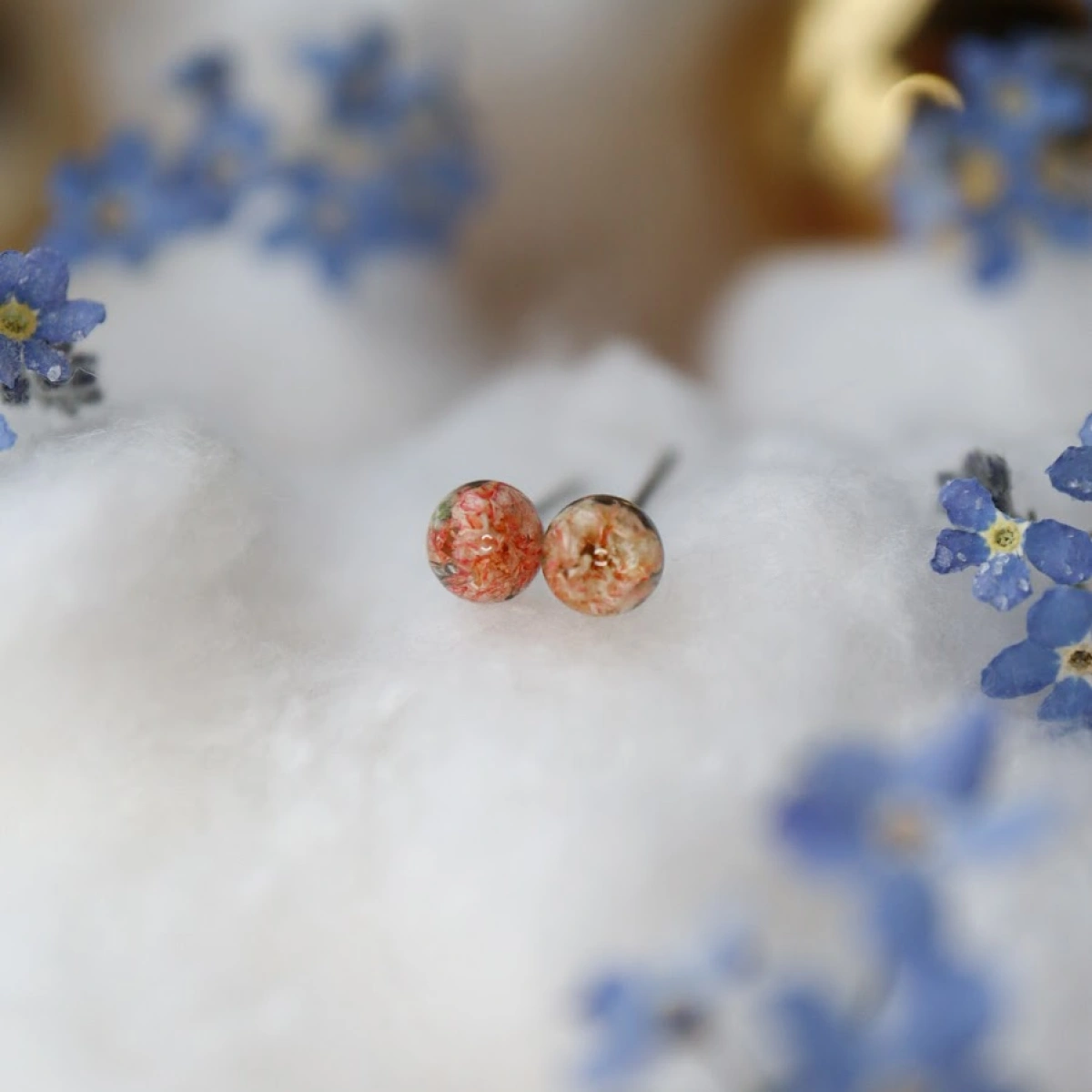 Náušnice kulička s nevěstiným závojem 