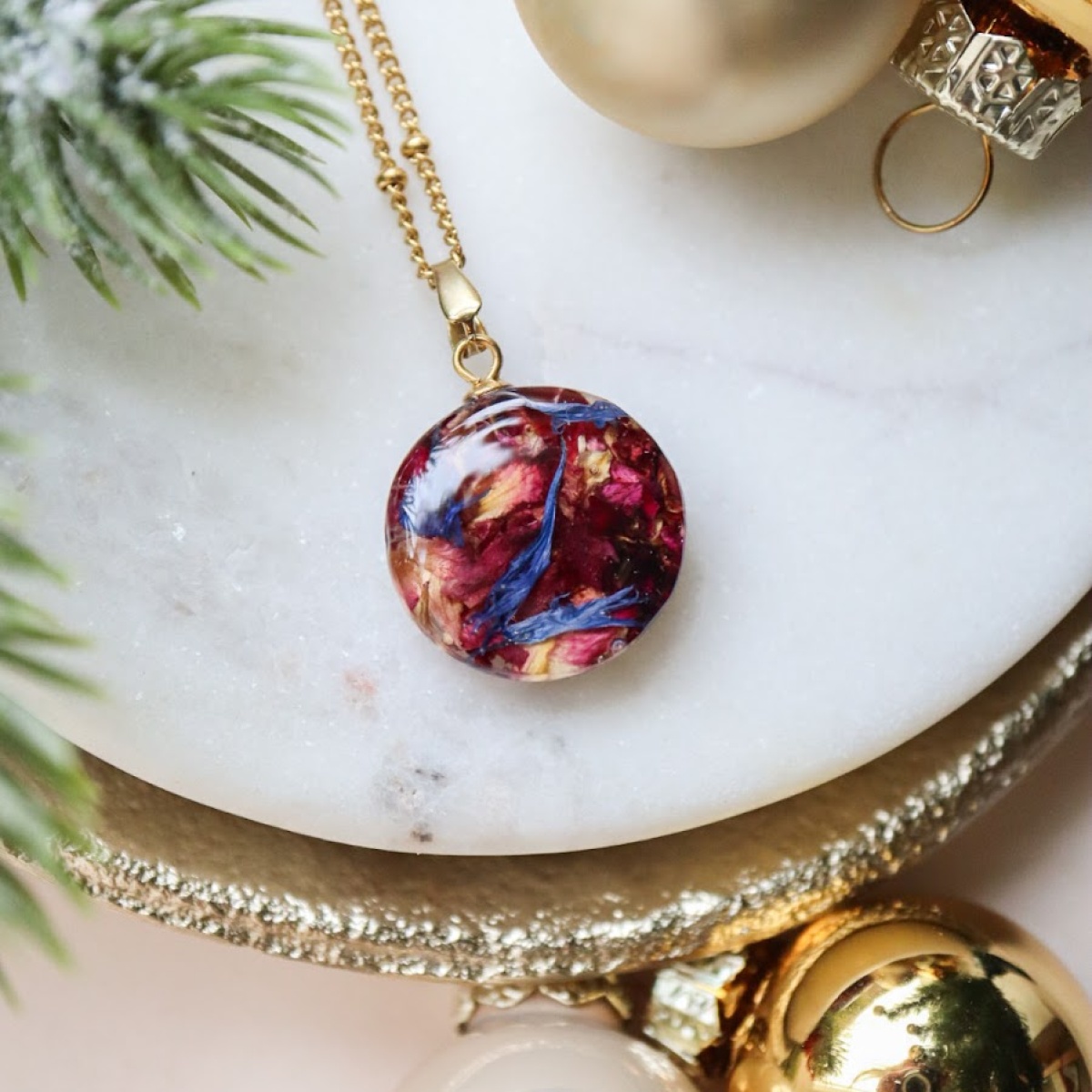 Náhrdelník vánoční růže