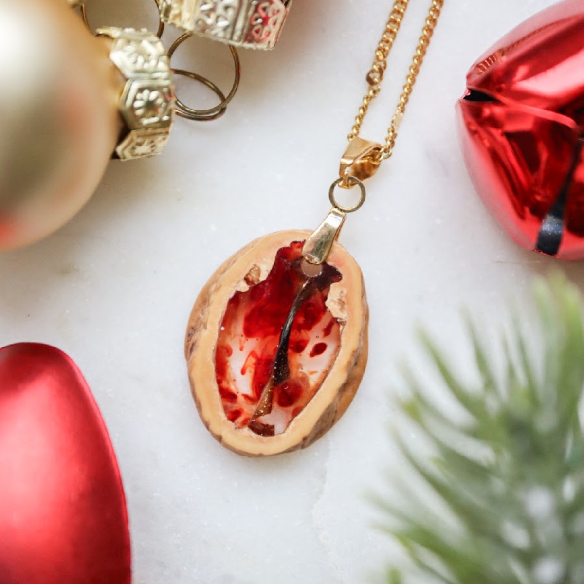 Oříšek pro Popelku - rudý