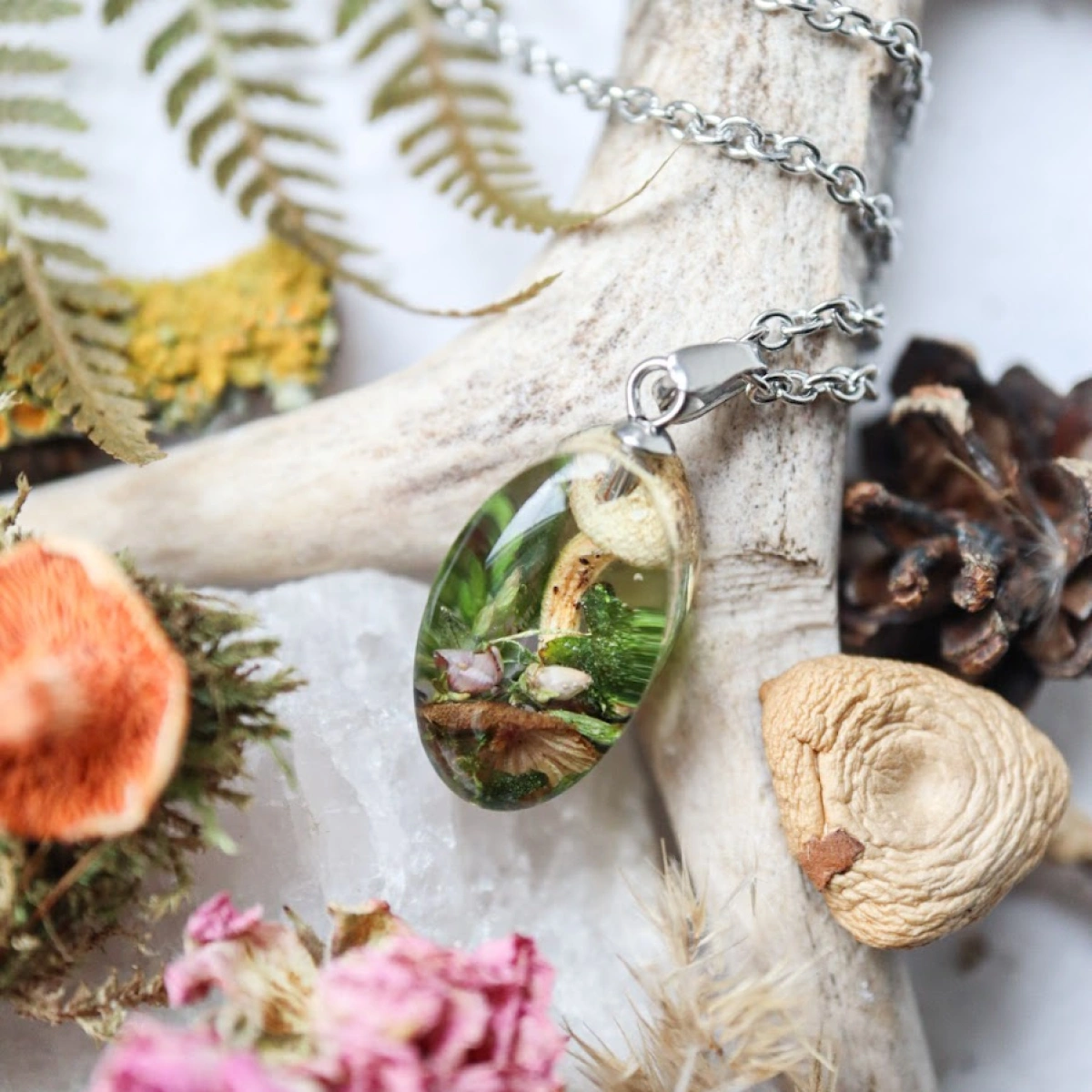 Náhrdelník Ztracený les 